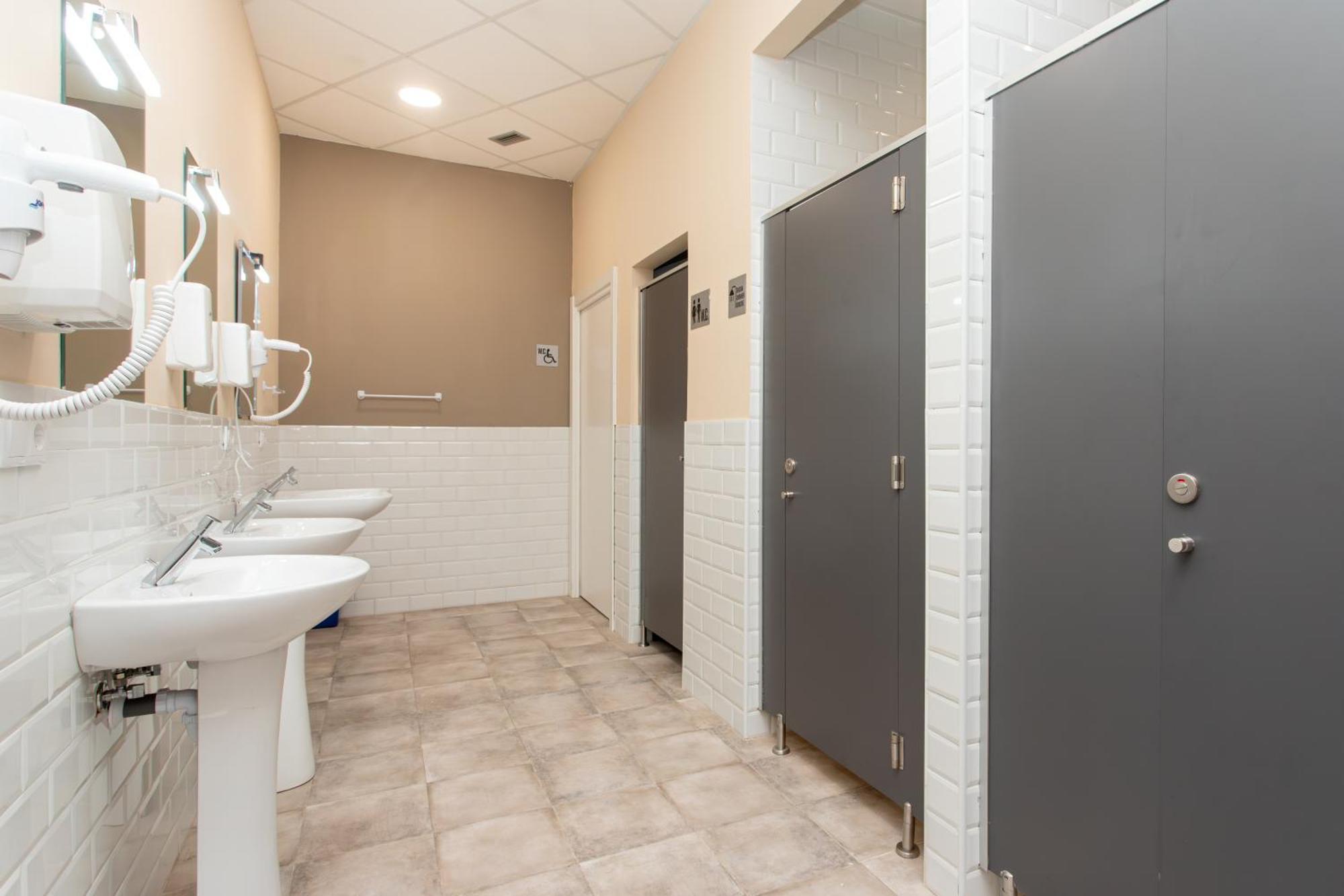 Albergue Hostel Llanes Ngoại thất bức ảnh