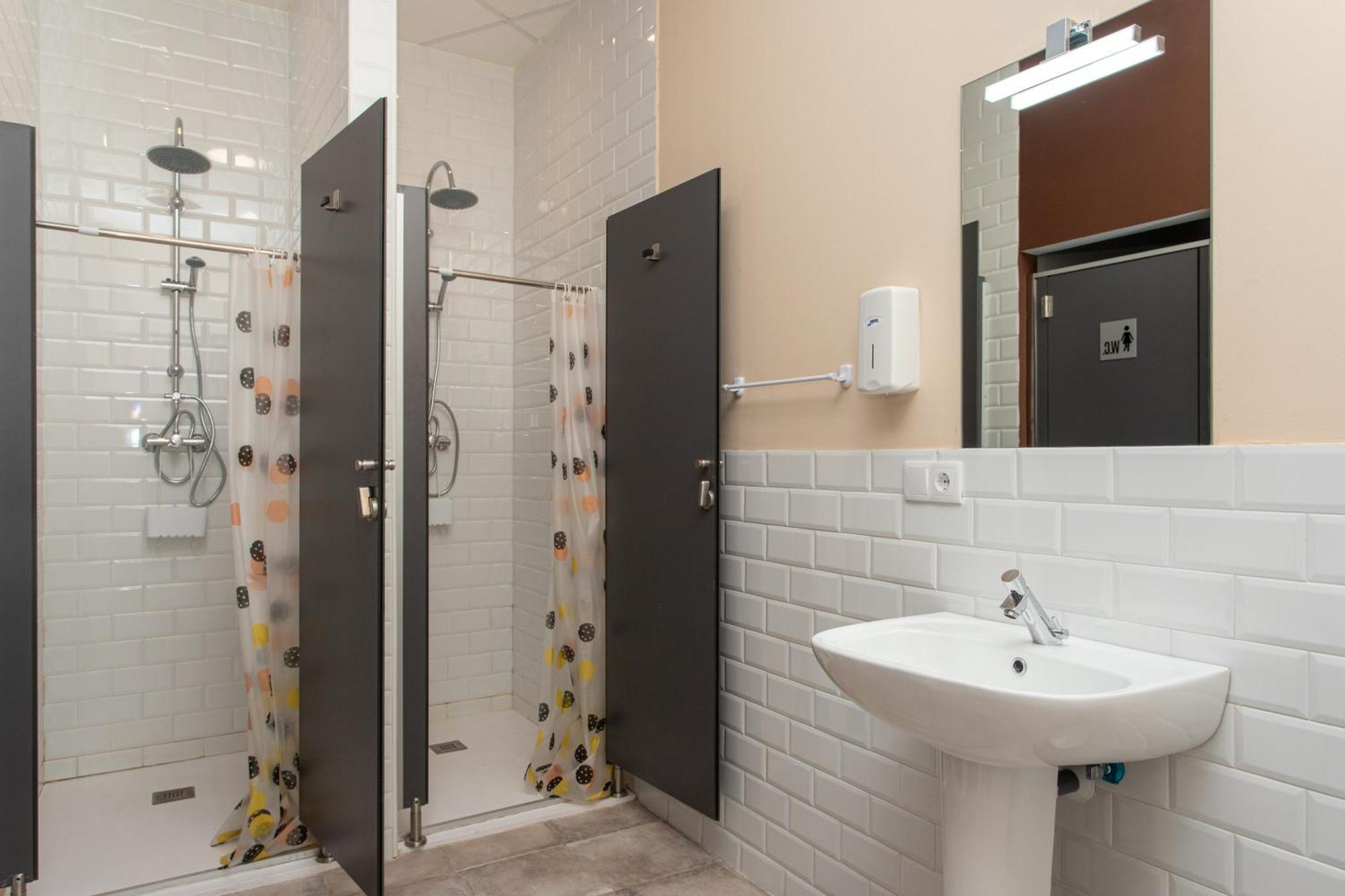 Albergue Hostel Llanes Ngoại thất bức ảnh